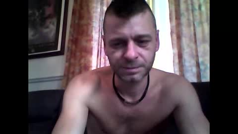 MaxTheWolf online show from 10-29-25, 08:43
