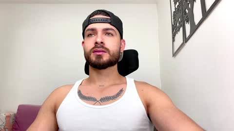 Snapshot of maxtowers chatting on 02-05-25, 10:12 Maxi online show from 02-05-25, 10:12