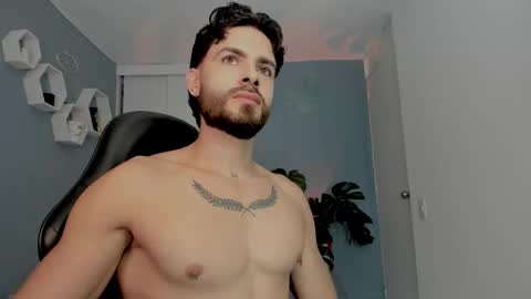 Snapshot of maxtowers chatting on 03-21-26, 02:27 Maxi online show from 03-21-26, 02:27