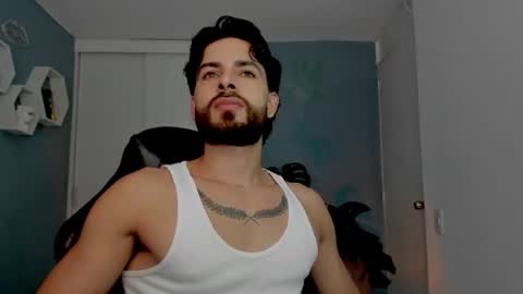 Maxi online show from 06-19-26, 01:54