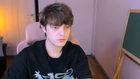 Snapshot of maxvibee chatting on 03-06-26, 06:48 Max online show from 03-06-26, 06:48