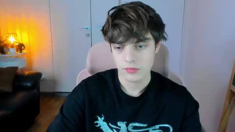 Snapshot of maxvibee chatting on 03-09-26, 06:56 Max online show from 03-09-26, 06:56