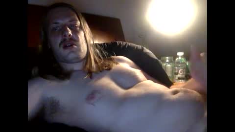 Snapshot of maxwatts95 chatting on 12-14-24, 04:09 Max Watts online show from 12-14-24, 04:09