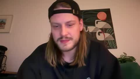 Snapshot of maxwatts95 chatting on 01-13-26, 12:49 Max Watts online show from 01-13-26, 12:49