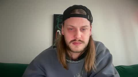 Snapshot of maxwatts95 chatting on 03-22-26, 11:30 Max Watts online show from 03-22-26, 11:30