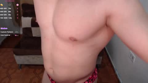 Snapshot of maxwel949813 chatting on 12-02-24, 10:39 Max online show from 12-02-24, 10:39