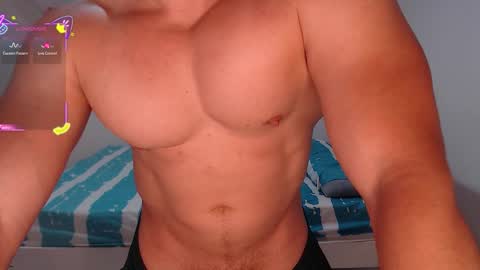 Snapshot of maxwel949813 chatting on 10-09-25, 06:55 Max online show from 10-09-25, 06:55