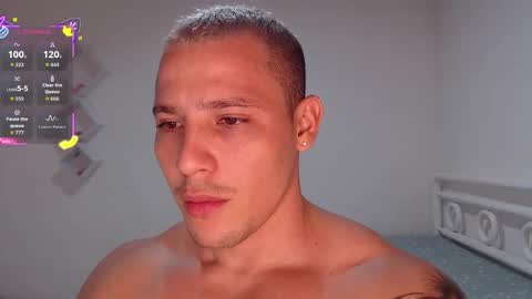 Snapshot of maxwel949813 chatting on 11-12-25, 07:09 Max online show from 11-12-25, 07:09