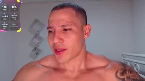 Snapshot of maxwel949813 chatting on 02-06-26, 05:23 Max online show from 02-06-26, 05:23