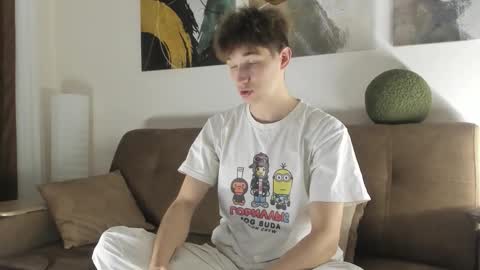 Snapshot of maxwellchik chatting on 10-01-25, 03:40 maxwellchik online show from 10-01-25, 03:40