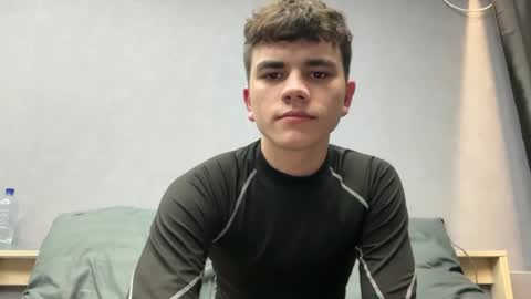 Snapshot of maxwoolf chatting on 04-06-26, 02:07 Max online show from 04-06-26, 02:07