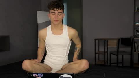 Max online show from 05-02-26, 02:11