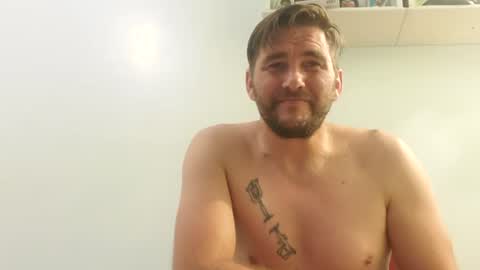 Max online show from 10-13-25, 07:41