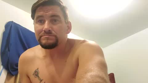 Max online show from 10-20-25, 07:31