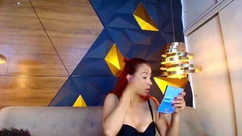 Snapshot of maxx_caprice chatting on 09-11-25, 11:10 gabby online show from 09-11-25, 11:10