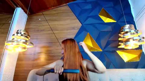 Snapshot of maxx_caprice chatting on 09-27-25, 10:53 gabby online show from 09-27-25, 10:53