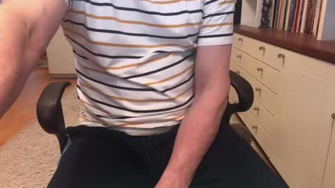 Max online show from 02-19-26, 07:37