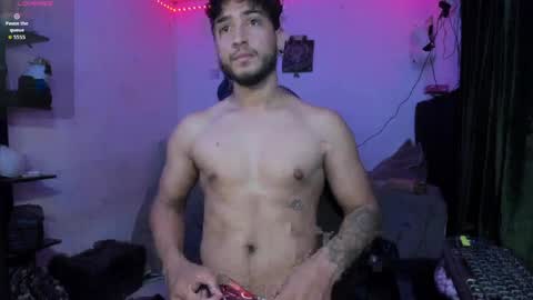 Snapshot of maxximus_10 chatting on 04-06-26, 06:42 maxximus_10 online show from 04-06-26, 06:42