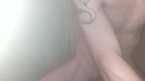 Snapshot of maxxou69hot chatting on 01-06-26, 06:00 maxxou69hot online show from 01-06-26, 06:00