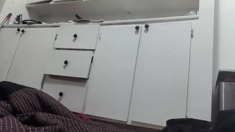 Snapshot of maxxou69hot chatting on 01-09-26, 08:32 maxxou69hot online show from 01-09-26, 08:32