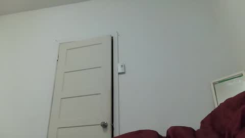 Snapshot of maxxou69hot chatting on 02-26-26, 03:38 maxxou69hot online show from 02-26-26, 03:38