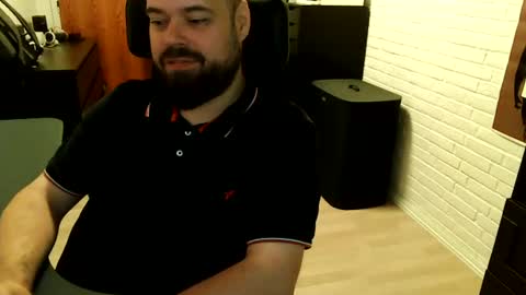 Snapshot of maxxx_dk chatting on 08-10-26, 07:12 Max online show from 08-10-26, 07:12