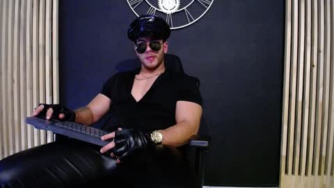 Snapshot of maxxxpowerful chatting on 12-03-24, 06:49 maxxxpowerful online show from 12-03-24, 06:49