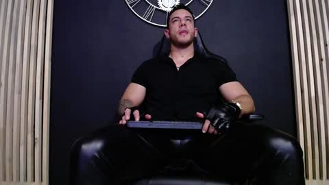 Snapshot of maxxxpowerful chatting on 12-11-24, 02:41 maxxxpowerful online show from 12-11-24, 02:41