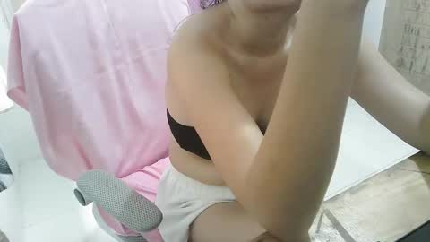 may online show from 09-24-25, 03:43