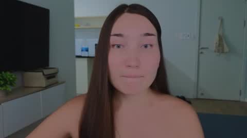 Dani and May online show from 06-30-26, 07:42