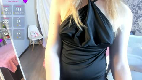 Leila online show from 06-05-26, 01:50