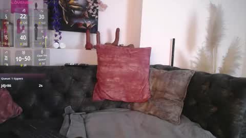 may_wood online show from 10-08-25, 12:03