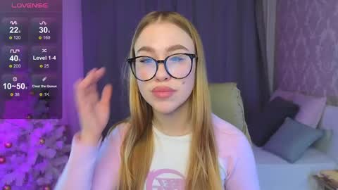 Snapshot of maya_lolly chatting on 12-09-24, 04:47 Maya online show from 12-09-24, 04:47