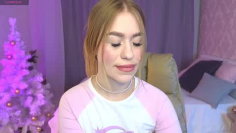 Snapshot of maya_lolly chatting on 12-29-24, 02:10 Maya online show from 12-29-24, 02:10