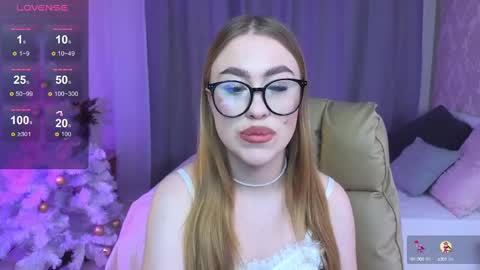 Snapshot of maya_lolly chatting on 01-11-25, 07:59 Maya online show from 01-11-25, 07:59