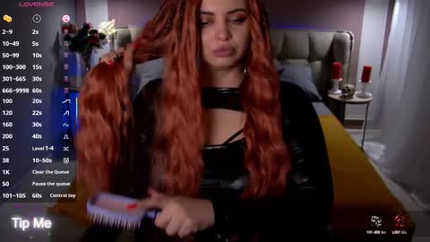 Maya Mils online show from 09-12-25, 01:17