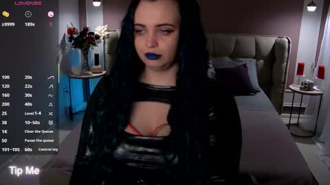 Maya Mils online show from 10-04-25, 01:25