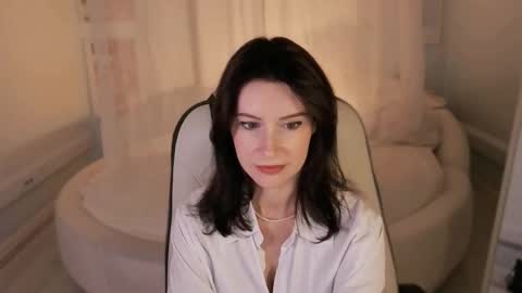 Maya  Follow me online show from 10-23-25, 10:03
