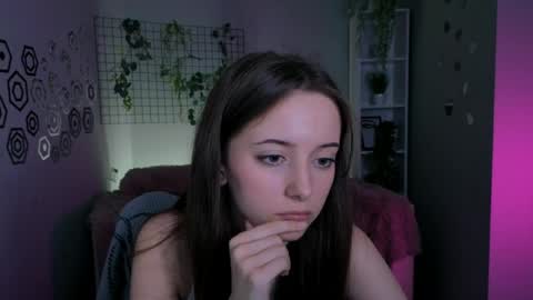 Maya online show from 04-14-26, 12:11