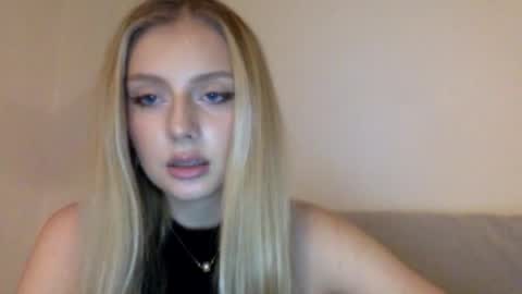 mayaflirt online show from 02-18-26, 09:00