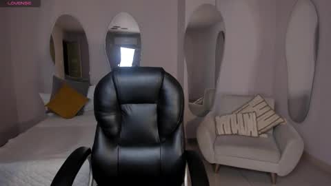 Maya online show from 02-02-26, 04:44