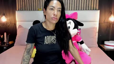 Nicolle Ruselle   Hello my lovely  schedule for great fun from  630 am and end 800 pm Colombian time I wait for you online show from 02-24-25, 10:26