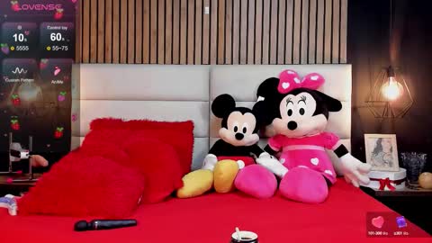 Nicolle Ruselle   Hello my lovely  schedule for great fun from  630 am and end 800 pm Colombian time I wait for you online show from 09-27-25, 10:48