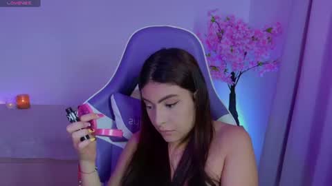 Snapshot of mayavexx chatting on 06-10-26, 02:49 Maya Vexx online show from 06-10-26, 02:49