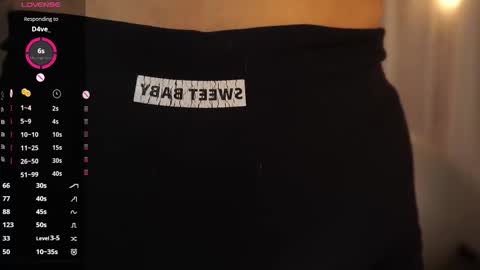 Snapshot of maybellebyone chatting on 02-03-26, 02:53 Milina online show from 02-03-26, 02:53