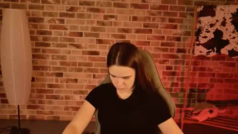 Snapshot of maybloom_ chatting on 11-08-25, 05:18 maybloom_ online show from 11-08-25, 05:18