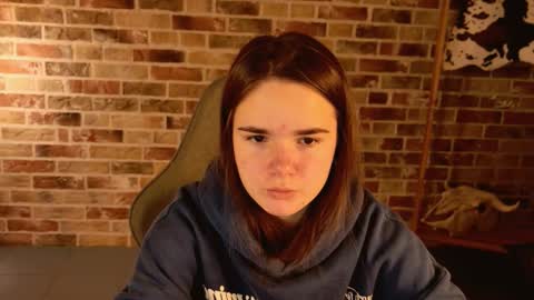 maybloom_ online show from 11-21-25, 05:39