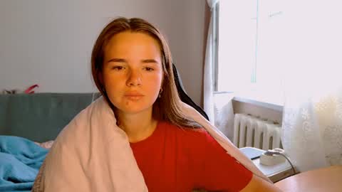 Snapshot of maybloom_ chatting on 06-16-26, 05:10 maybloom_ online show from 06-16-26, 05:10