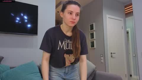 My name Casey  online show from 11-09-25, 04:44