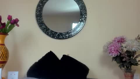 Snapshot of mayemilf_ chatting on 03-04-26, 12:44 Maye online show from 03-04-26, 12:44